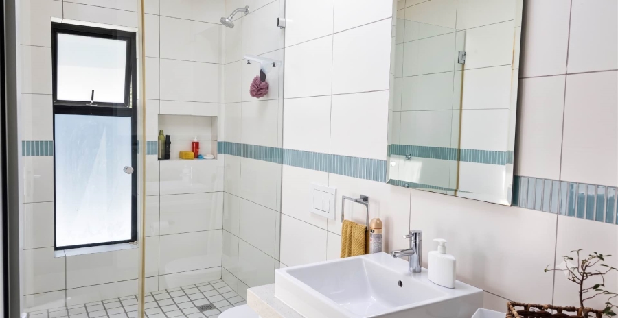 To Let 4 Bedroom Property for Rent in Sunset Beach Western Cape